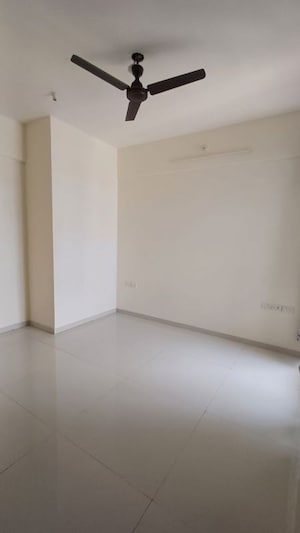 Bedroom in 2 BHK Apartment at Sheth Zuri, Laxmi Nagar – for Rent