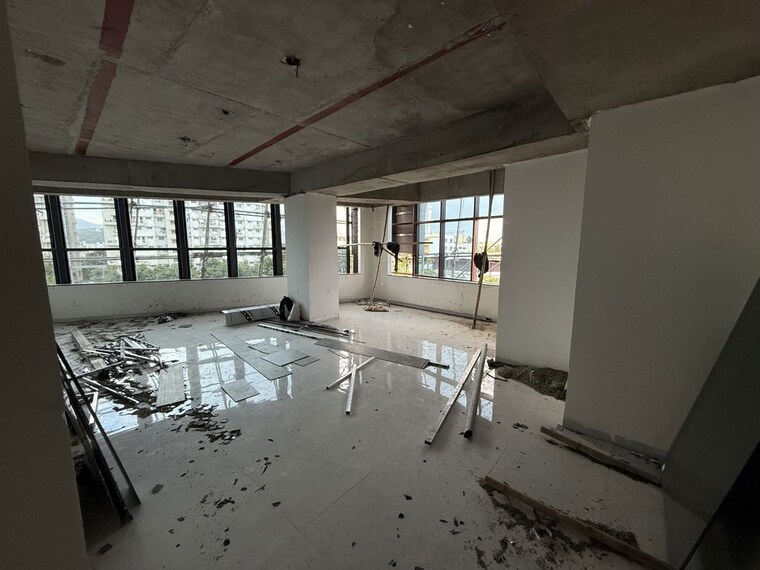 Room, katraj Commercial Office Space 558 Sq.Ft. In Katraj Pune 9994147