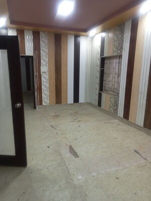 Room in  Office Space at Gomti Nagar – for Rent