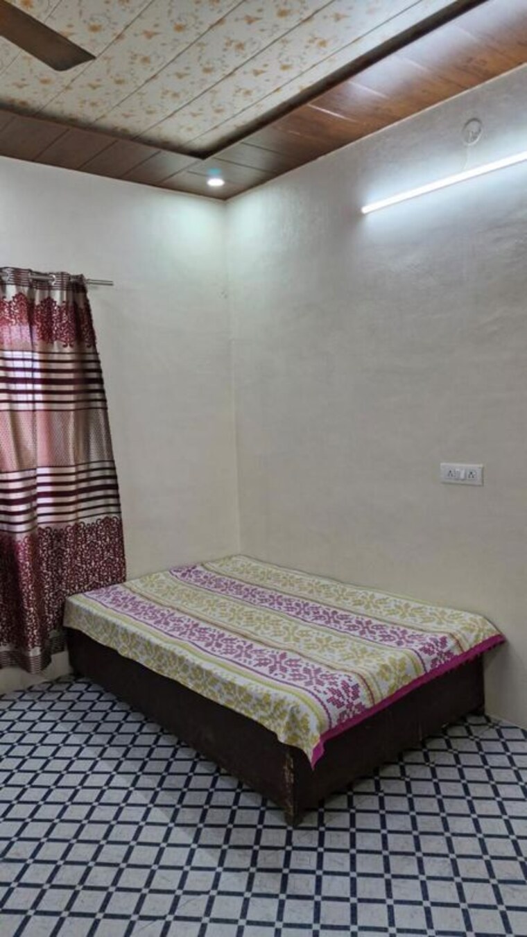 Bedroom, dehrakhas 3 Bedroom 1800 Sq.Ft. Independent House In Dehrakhas Dehradun 9994172