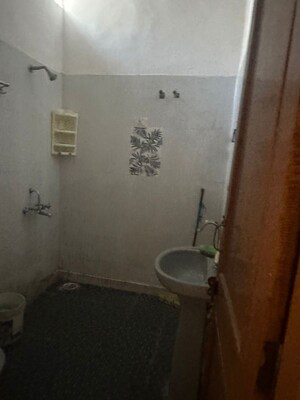 Bathroom in 3 BHK Independent House at Dehrakhas – for Rent
