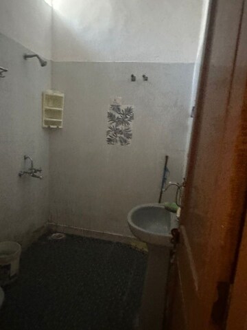 Bathroom in 3 BHK Independent House at Dehrakhas – for Rent