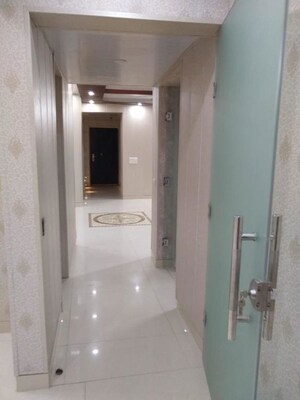 Building Lobby in 2 BHK Apartment at Unitech Fresco, Sector 50 – for Rent