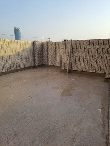 Balcony in 2 BHK Apartment at Unitech Fresco, Sector 50 – for Rent