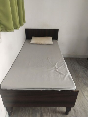 Room in  Pg at Hajipur – for Rent