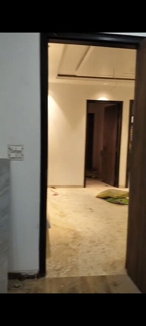 Room in 2 BHK Builder Floor at Sainik Plaza, Sector 49 – for Sale