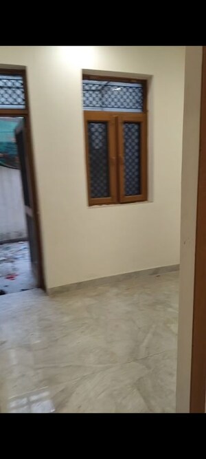 Room in 2 BHK Builder Floor at Sainik Plaza, Sector 49 – for Sale