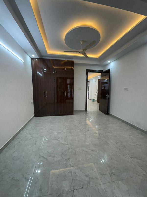 3 BHK + Pooja Room Builder Floor For Rent in Hong Kong Bazaar