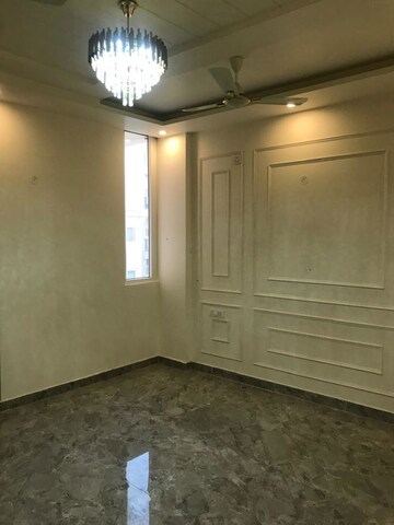 Room in 3 BHK Builder Floor at Patel Nagar – for Rent