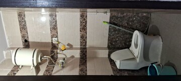 Bathroom in 1.5 BHK Apartment at Sarita Vihar – for Rent