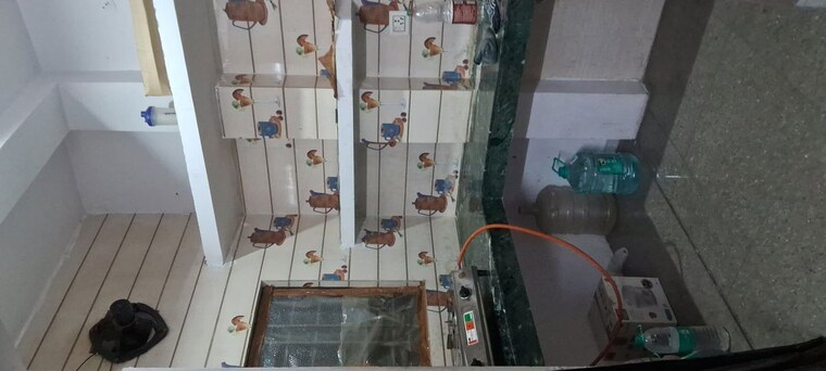 Kitchen, sarita vihar 1.5 Bedroom 600 Sq.Ft. Apartment In Sarita Vihar Delhi 9994206