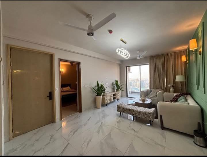 2 BHK Apartment For Rent in M3M Heights