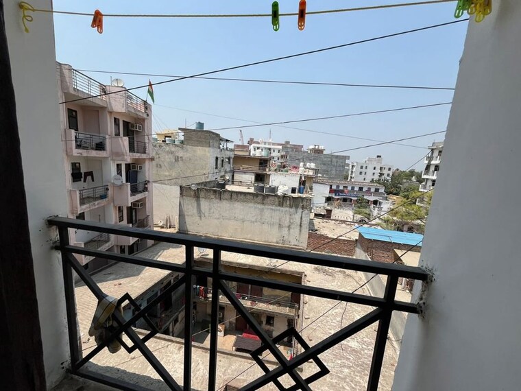 Gym, saket 1 Bedroom 560 Sq.Ft. Builder Floor In Saket Delhi 9994224