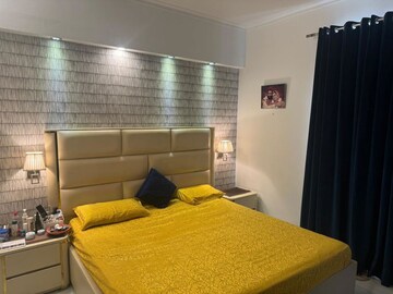 Bedroom in 3 BHK Apartment at Orchid Petals, Sector 49 – for Rent