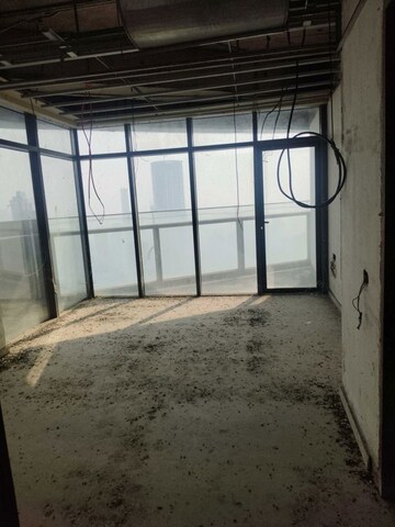 Room in 3 BHK Apartment at Worli Residency, Worli – for Sale