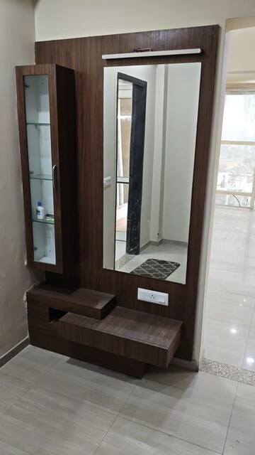 Building Lobby in 5 BHK Apartment at Omaxe Heights, Sector 86 – for Rent