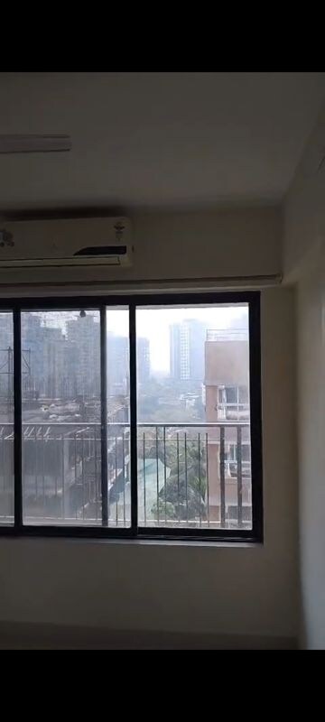 Room in 2 BHK Apartment at New Neelam CHS, Andheri West – for Rent