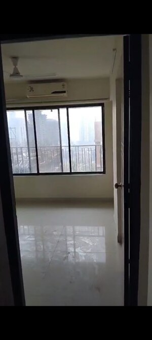 Room in 2 BHK Apartment at New Neelam CHS, Andheri West – for Rent