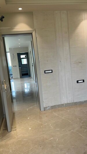 Building Lobby in 3 BHK Builder Floor at New Industrial Township – for Sale