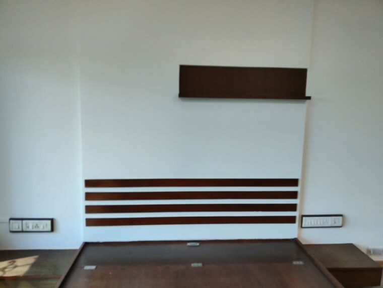 undefined, shiv-kutir-chs 2 Bedroom 720 Sq.Ft. Apartment In Andheri West Mumbai 9897624