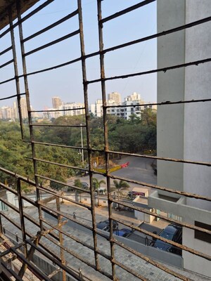 Balcony in 2 BHK Apartment at Silver Croft Andheri, Andheri West – for Rent