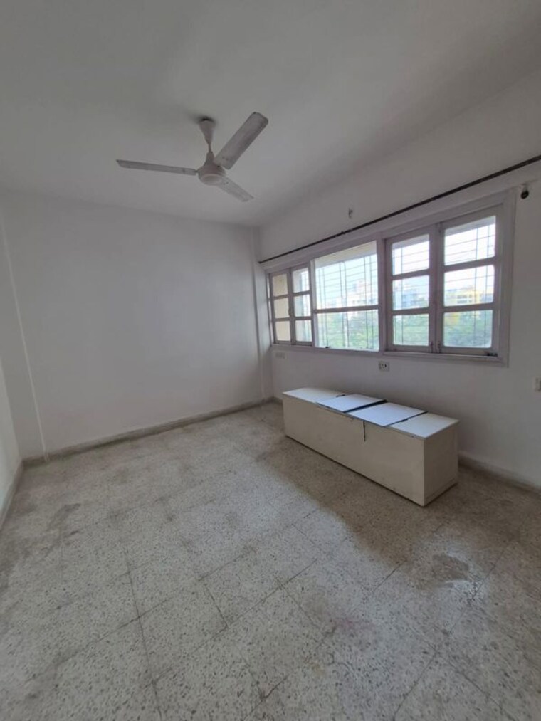 Room, silver-croft-andheri 2 Bedroom 750 Sq.Ft. Apartment In Andheri West Mumbai 9897504