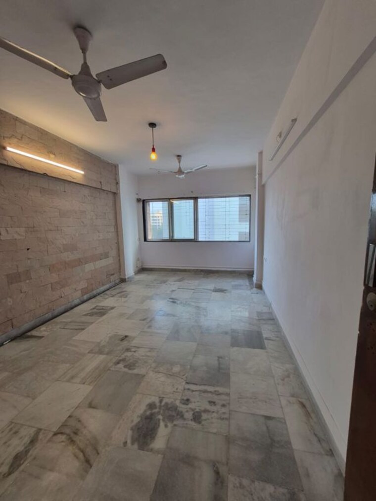 Room, silver-croft-andheri 2 Bedroom 750 Sq.Ft. Apartment In Andheri West Mumbai 9897504