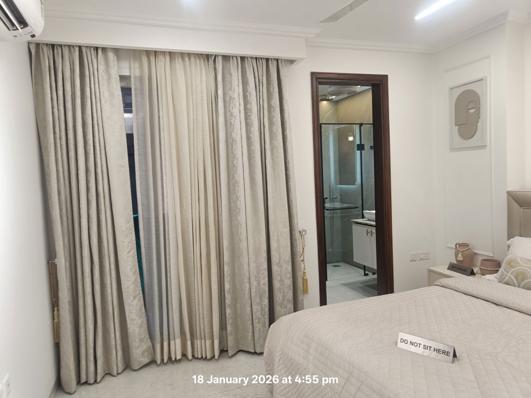 3.5 BHK + Extra Room Builder Floor For Sale in BPTP Floors