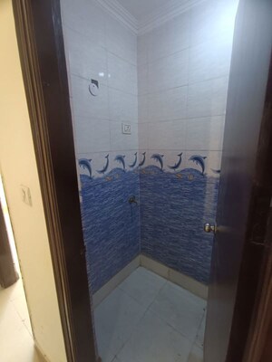 Bathroom in 3 BHK Apartment at Sector 13 Dwarka – for Rent