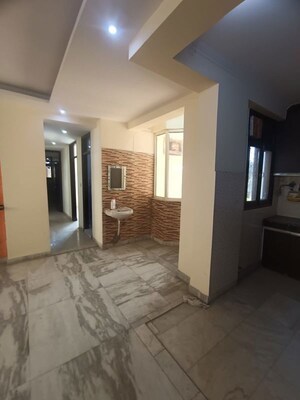 Room in 3 BHK Apartment at Sector 13 Dwarka – for Rent