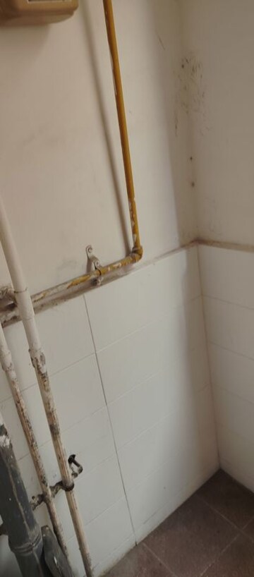 Furnished Amenities in 2 BHK Apartment at Empire Meadows, Ameenpur – for Rent