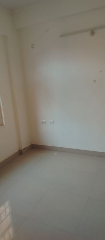 Room in 2 BHK Apartment at Empire Meadows, Ameenpur – for Rent