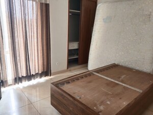 Room in 3 BHK Builder Floor at Sector 21c – for Sale