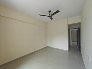 Room in 2 BHK Apartment at Sector 28 Nerul – for Rent