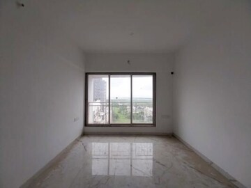 1 BHK Apartment For Rent in Malad East