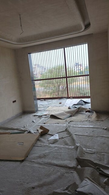 Living Room in 4 BHK Builder Floor at Sector 85 – for Sale