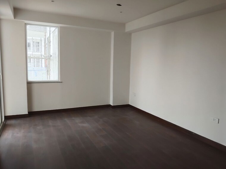 Room, sector 46 3 Bedroom 250 Sq.Yd. Builder Floor In Sector 46 Faridabad 8330203