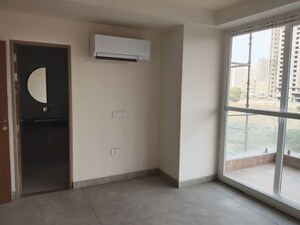 Room in 3 BHK Builder Floor at Sector 46 – for Sale
