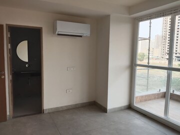 Room in 3 BHK Builder Floor at Sector 46 – for Sale