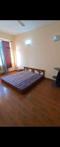 3 BHK + Pooja Room Apartment For Rent in Eldeco Green Meadows