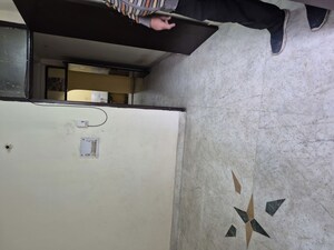 Furnished Amenities in 1.5 BHK Builder Floor at Mayur Vihar – for Rent