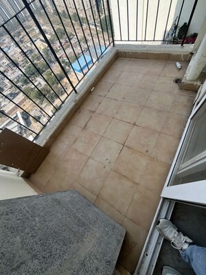 Balcony in 2 BHK Apartment at Amrapali Dream Valley, Amrapali Dream Valley – for Rent