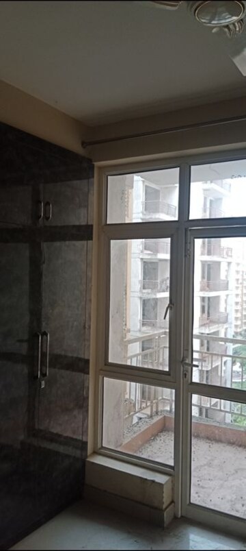 Room in 3 BHK Apartment at Terra Elegance, Alwar Bypass Road – for Sale