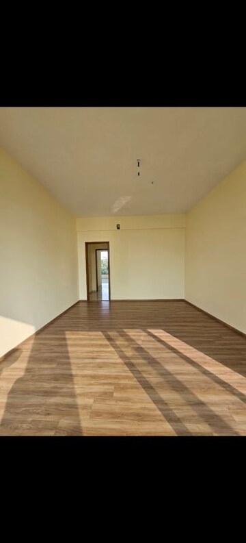 Room in 4 BHK Apartment at Wadhwa Samarpan, Pali Hill – for Sale