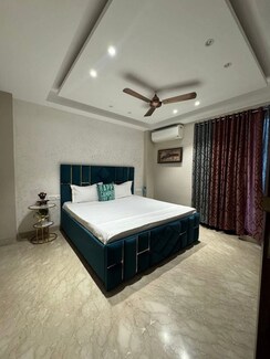 2 BHK + Pooja Room Apartment For Rent in Sector 22