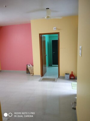 Room in 3 BHK Apartment at Merlin Maximus, Sodepur – for Rent