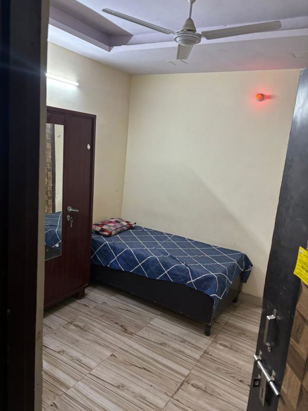 1 BHK + Extra Room Builder Floor For Sale in Patel Nagar
