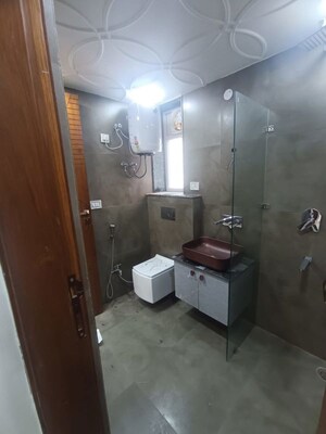 Bathroom in 5 BHK Apartment at Sector 11 Dwarka – for Rent