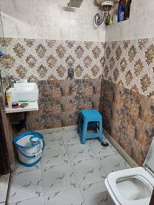 Master Bedroom in 5 BHK Apartment at Sector 11 Dwarka – for Rent