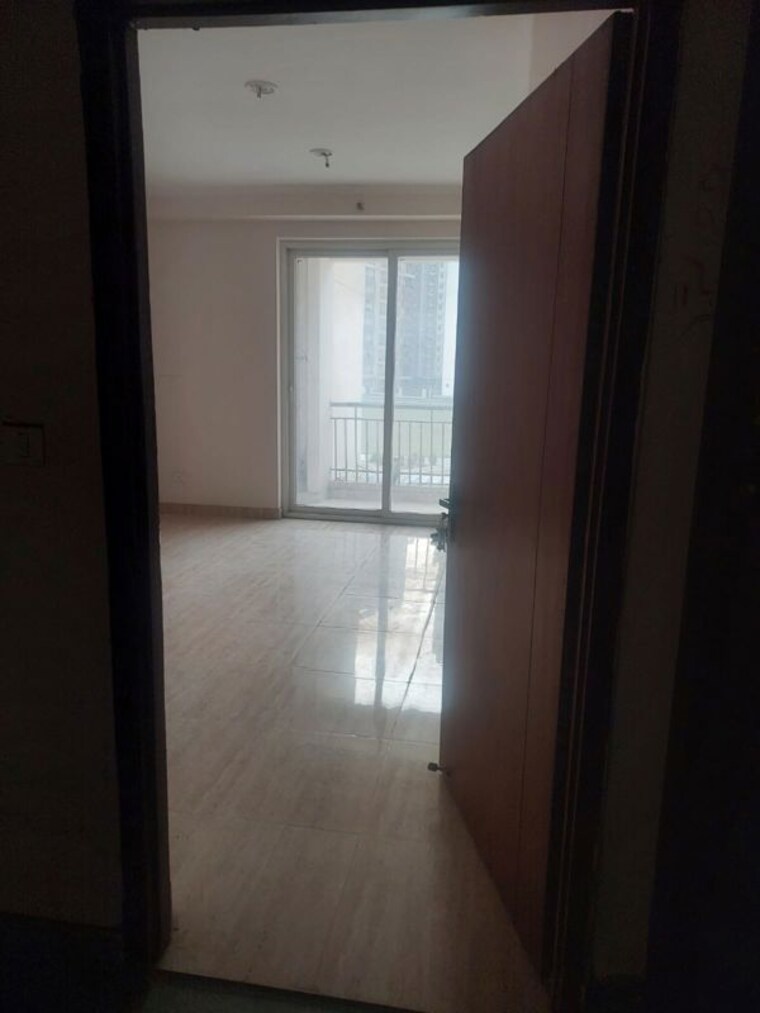 Room, amrapali-golf-homes 3 Bedroom 1595 Sq.Ft. Apartment In Sector 4 Greater Noida Greater Noida 9994455